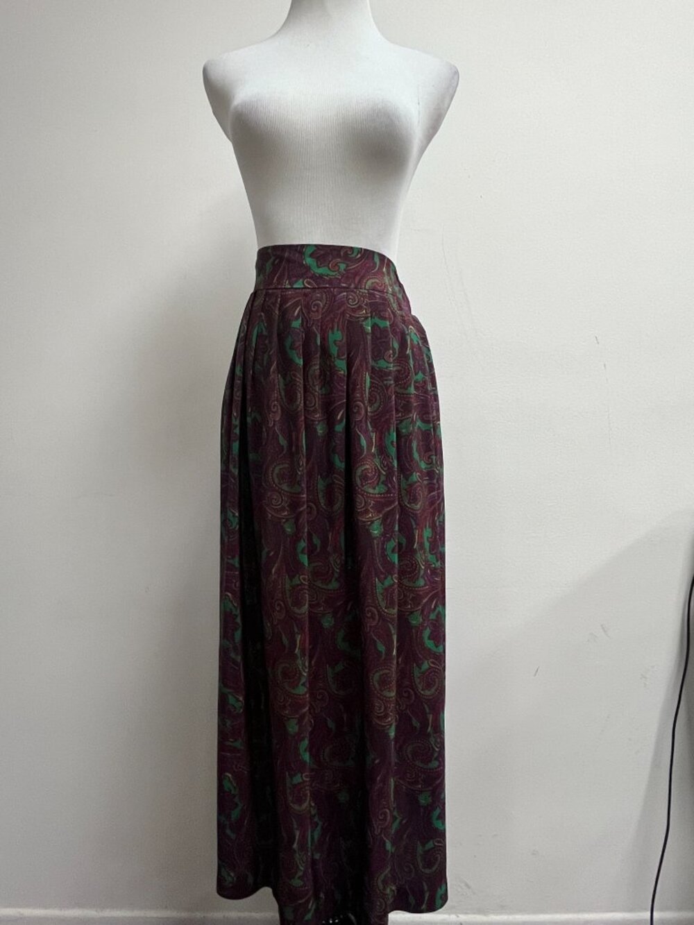 Cullinane silk maxi skirt 12 paisley floral dirndl Vintage
